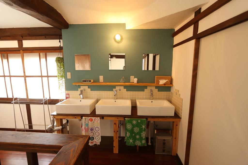 Minatoya Guesthouse Iki Екстериор снимка